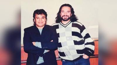 'Desde ya te extraño querido paisano' escribió Marco Antonio Solís junto a esta foto con Juan Gabriel.