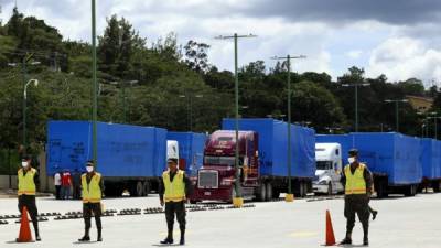 Cinco nuevos módulos del hospital móvil fueron trasladados hasta el plantel del Pani.