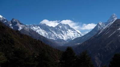 Pero los residentes de la región del Everest están de acuerdo con la decisión del gobierno.