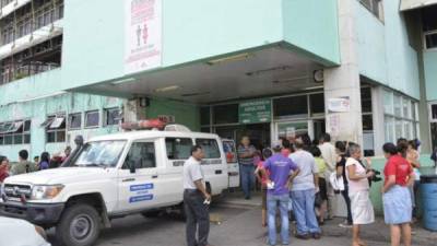 Los hechos sucedieron en la sala de emergencias del Hospital Escuela.