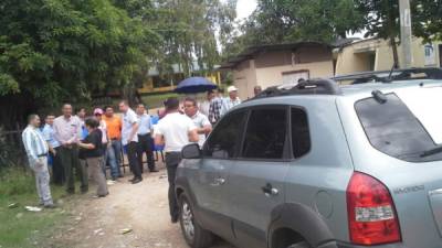 Empresarios y empleados del Instituto de la Propiedad en la Ceiba.