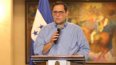 Comparecencia de prensa de Lisandro Rosales, titular de la Cancillería en Honduras.