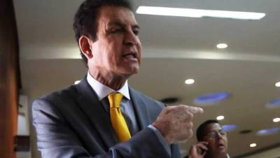 Salvador Nasralla aspira nuevamente a la Presidencia de la República, sin embargo, el obstáculo puesto en el camino por el presidente del Congreso Nacional pone en duda