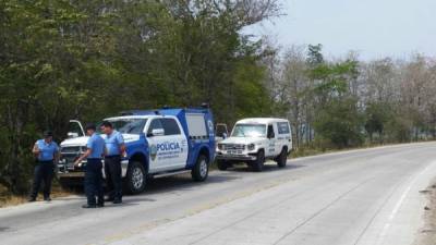 La víctima quedó a la orilla de la carretera entre La Lima y Villanueva.