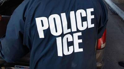 Durante el gobierno de Trump, ICE ha normalizado la práctica de arrestar a indocumentados en tribunales.