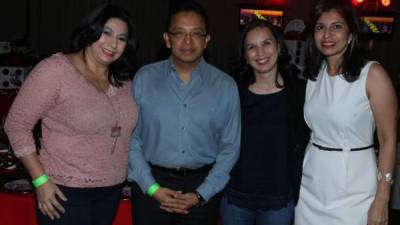 Xio Mejía, Carlos Amaya, Ingrid Mejía y Roxana Sierra.