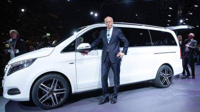 Dieter Zetsche, presidente ejecutivo de Daimler AG durante la presentación de la furgoneta Mercedes-Benz Clase V.