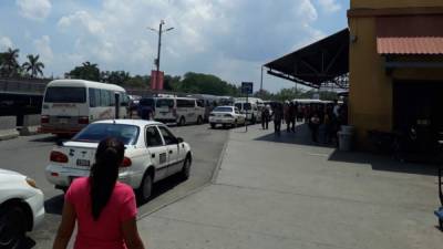 Las rutas interurbanas laboraron ayer.