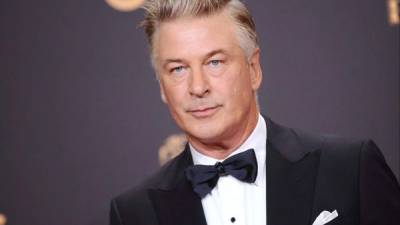 Alec Baldwin interpretaría a Thomas Wayne, padre de Bruce Wayne (Bruno Díaz).