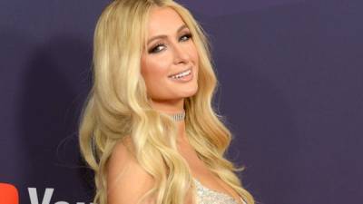 Paris Hilton presentó a su nueva conquista, un año después de romper su compromiso con Chris Zylka.
