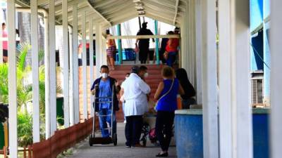 Las atenciones han bajado en un 35% en el hospital.