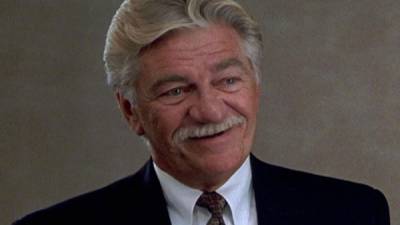 Seymour Cassel.