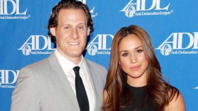 Trevor Engelson y Meghan Markle se casaron en 2011 tras siete años de relación, su matrimonio duró dos años.