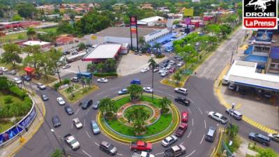 El Monumento a la Madre será uno de los lugares remodelados. Es un lugar insigne en San Pedro Sula.