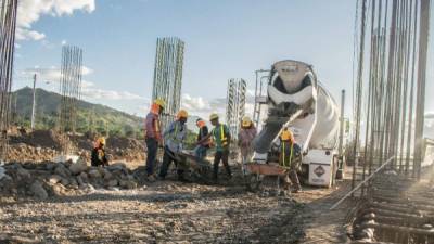 El 77% del empleo que genera la compañía lo representa la mano de obra local.