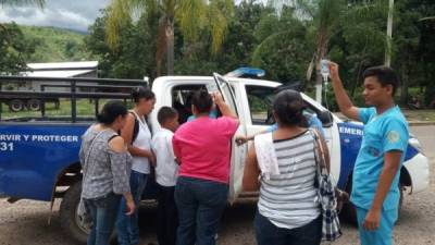 Los menores fueron auxiliados de inmediato. Los acompañan sus familiares.