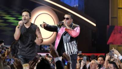 El cantante Luis Fonsi y Daddy Yankee, autores de la canción 'Despacito'. EFE/Archivo