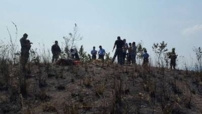 El cuerpo fue encontrado semi enterrado en el cerro frente a Zizima.