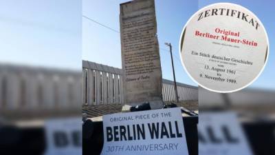 Fotografía de un trozo del muro de Berlín, de cuatro metros de alto y 2,7 toneladas, que fue presentado con un mensaje al presidente Donald Trump este sábado en San Diego (California, EE.UU.). Un trozo del muro original que durante años partió en dos a Berlín (Alemania), en el que se grabó una carta dirigida al presidente de Estados Unidos, Donald Trump, llegó este sábado a la frontera entre EEUU y México, específicamente a la demarcación que corresponde a San Diego y Tijuana.