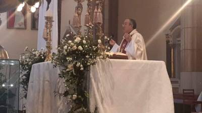 El cardenal señaló que la población tiene 'derecho a construir un mundo nuevo, un mundo de amor, de paz, donde brille la justicia'.