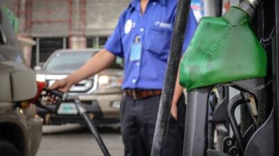 Los precios de las gasolinas súper y regular se fijaron en 91.41 y 82.89, respectivamente.