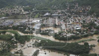 El Valle de Sula parecía hasta ayer una laguna luego de las inundaciones derivadas de la crecida de ríos.