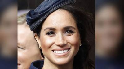 Después de varios meses de rumores de embarazo los duques de Sussex, Meghan Markle y el príncipe Harry, confirmaron que esperan a su primer bebé, esto a cinco meses de su boda celebrada el pasado 19 de mayo.