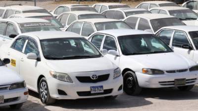 Los taxis estarán decomisados durante siete días, tiempo que estará vigente el toque de queda.