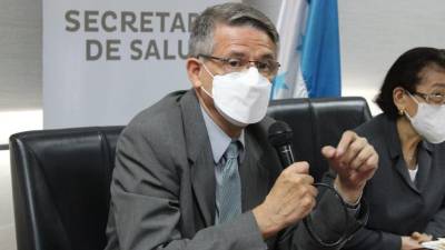 José Manuel Matheu durante una conferencia de prensa en Tegucigalpa.