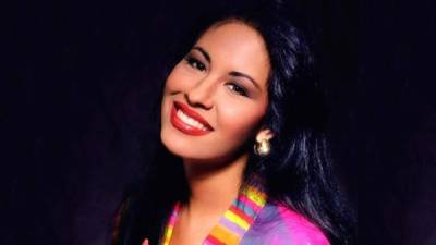 Hay quienes señalan que como en muchos otros casos, Selena fingió su muerte para tener una vida tranquila y lejos de las cámaras.