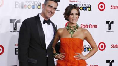 La actriz Catherine Siachoque y su esposo el también actor Miguel Varoni. EFE/Archivo