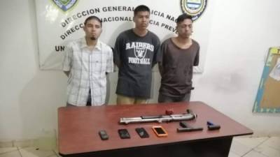 Los sujetos son señalados de dos delitos en la capital hondureña.