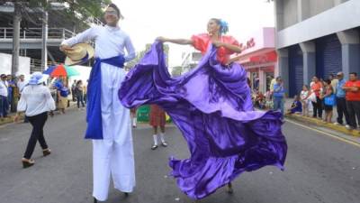 Te presentamos algunas curiosidades durante los desfiles en conmemoración del 197 aniversario de la Independencia de Honduras.Fotos exclusivas de LA PRENSA