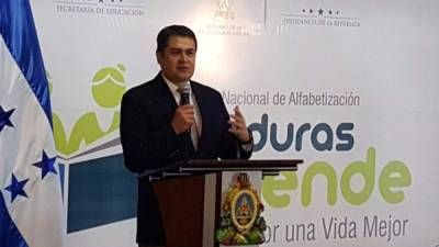 El presidente de Honduras, Juan Orlando Hernandez presentó el proyecto a las universidades.