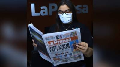 Las mascarillas producidas por Gildan, que se distribuirán hoy en San Pedro Sula y a los suscriptores de LA PRENSA, reúnen los requerimientos definidos por las autoridades sanitarias. Foto Melvin Cubas