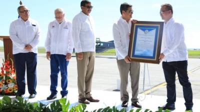 El presidente Juan Orlando Hernández participó en la ceremonia.