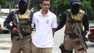 Dilber Cruz Santos lo aprehendieron en un operativo ejecutado por agentes de la FNA en horas de la mañana de ayer.