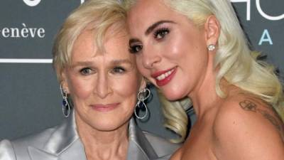 En foto Glenn Close (i)y Lady Gaga (d), ambas compiten por el Óscar a mejor actriz.