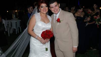 María Ester Galdámez Rivas y Óscar Darío Rivera Pérez disfrutaron de su viaje de bodas por la isla bonita de Honduras: Roatán.