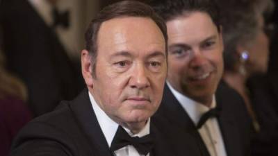 El actor Kevin Spacey aún enfrenta otras acusaciones por conducta sexual inapropiada.