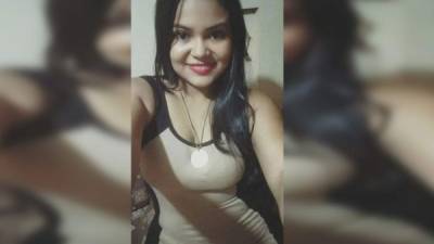 Una joven perdió la vida en un centro hospitalario de La Ceiba después de que fuera atacada a balazos por desconocidos.