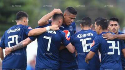 Jugadores del Motagua festejando el golazo de Kevin López.