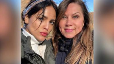 La actriz Eiza González y su mamá Glenda Reyna.