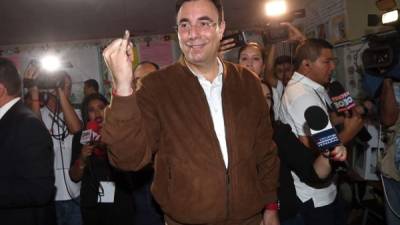 Las esperanzas de los liberales de recuperar el poder con Luis Zelaya han quedado disipadas en el primer informe del Tribunal Supremo Electoral (TSE),