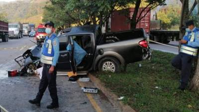 Dentro de este vehículo quedó el cuerpo de Selvin Sadán Paz Girón.