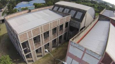 Toma aérea del edificio abandonado. Foto: Yoseph Amaya