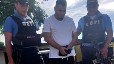 El detenido fue remitido a los juzgados porque tenía orden de captura.