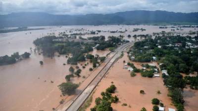 La zona norte de Honduras, ya agonizante por la tormenta Eta recibió un golpe fulminante con el paso de Iota.