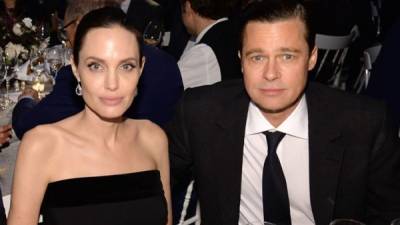 Angelina Jolie y Brad Pitt en una foto de archivo.