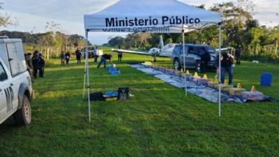 Las autoridades incautaron la aeronave y la droga. Foto: Ministerio Público, Guatemala